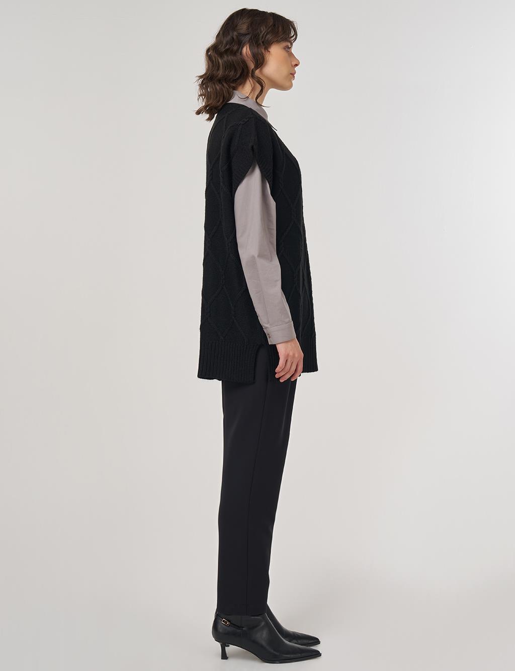 Embroidered Knit Sweater Vest Black
