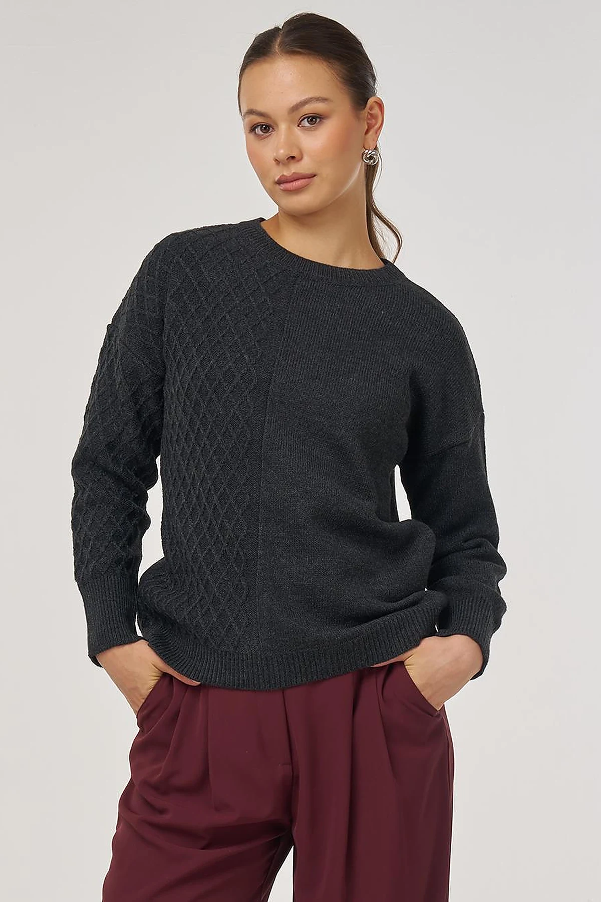 Knitted Sweater in Anthracite