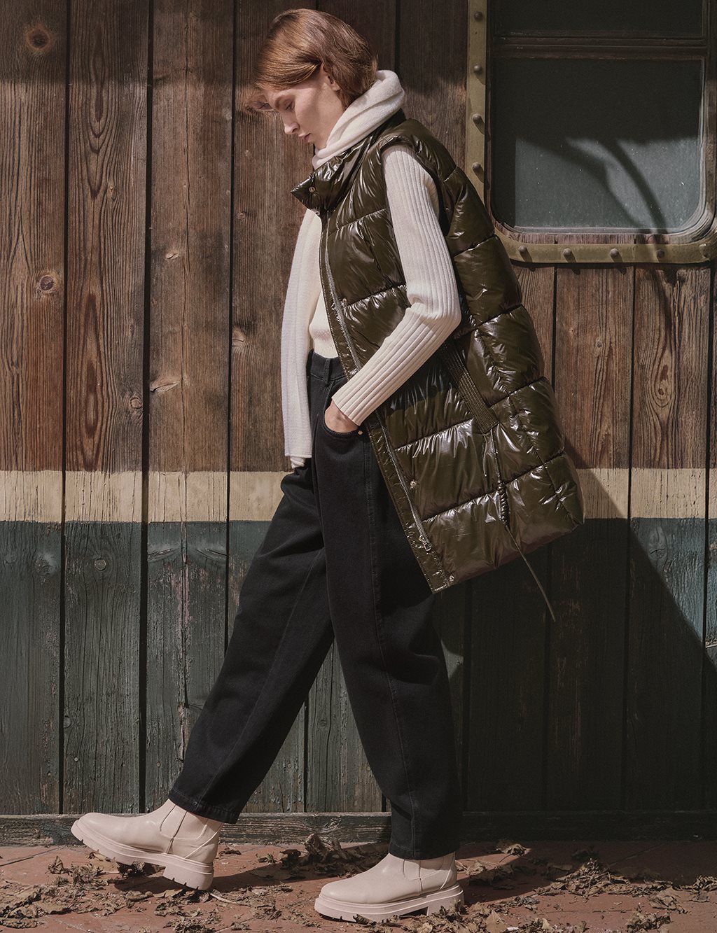 Shiny Puffer Vest Khaki