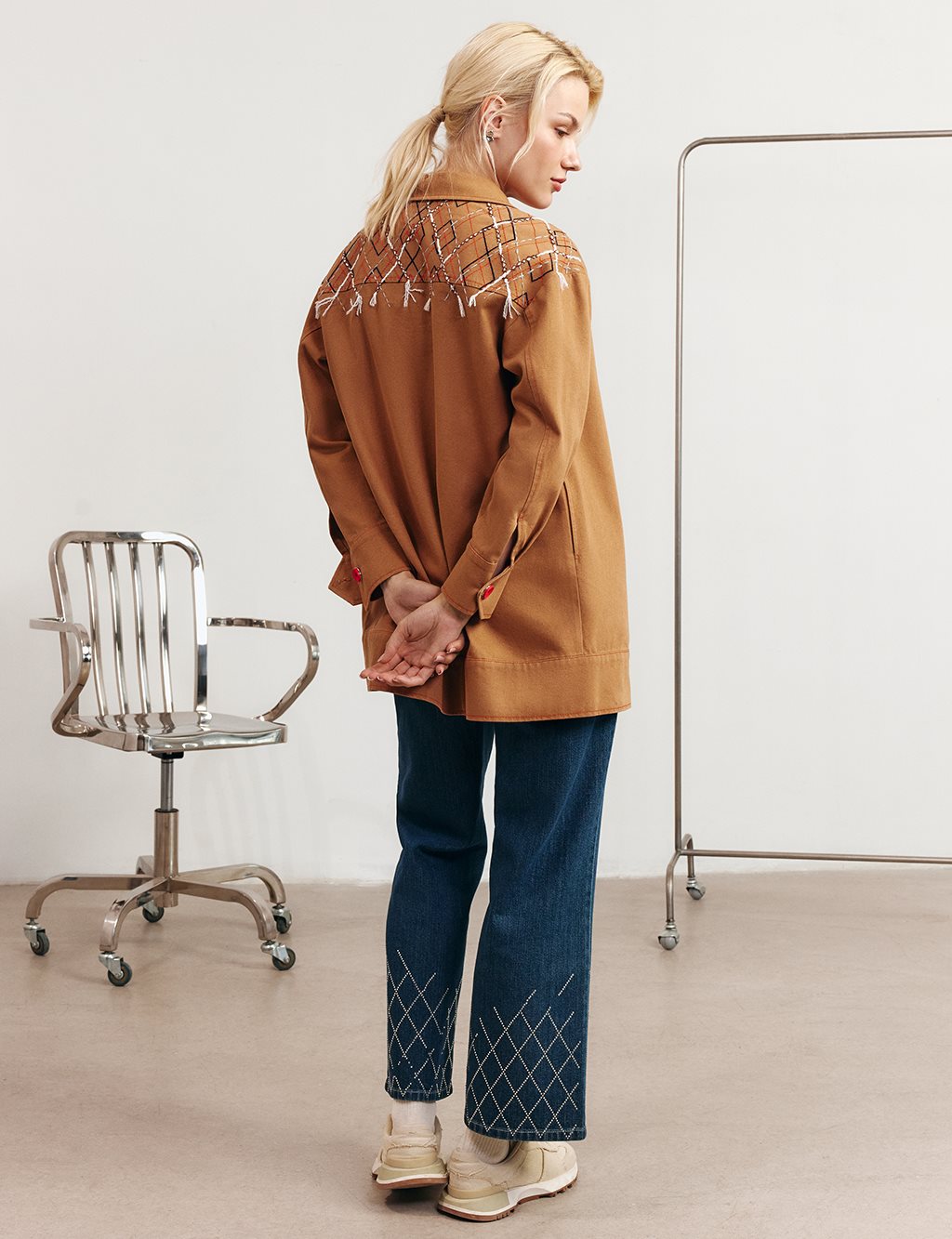 Embroidered Canvas Jacket Tobacco