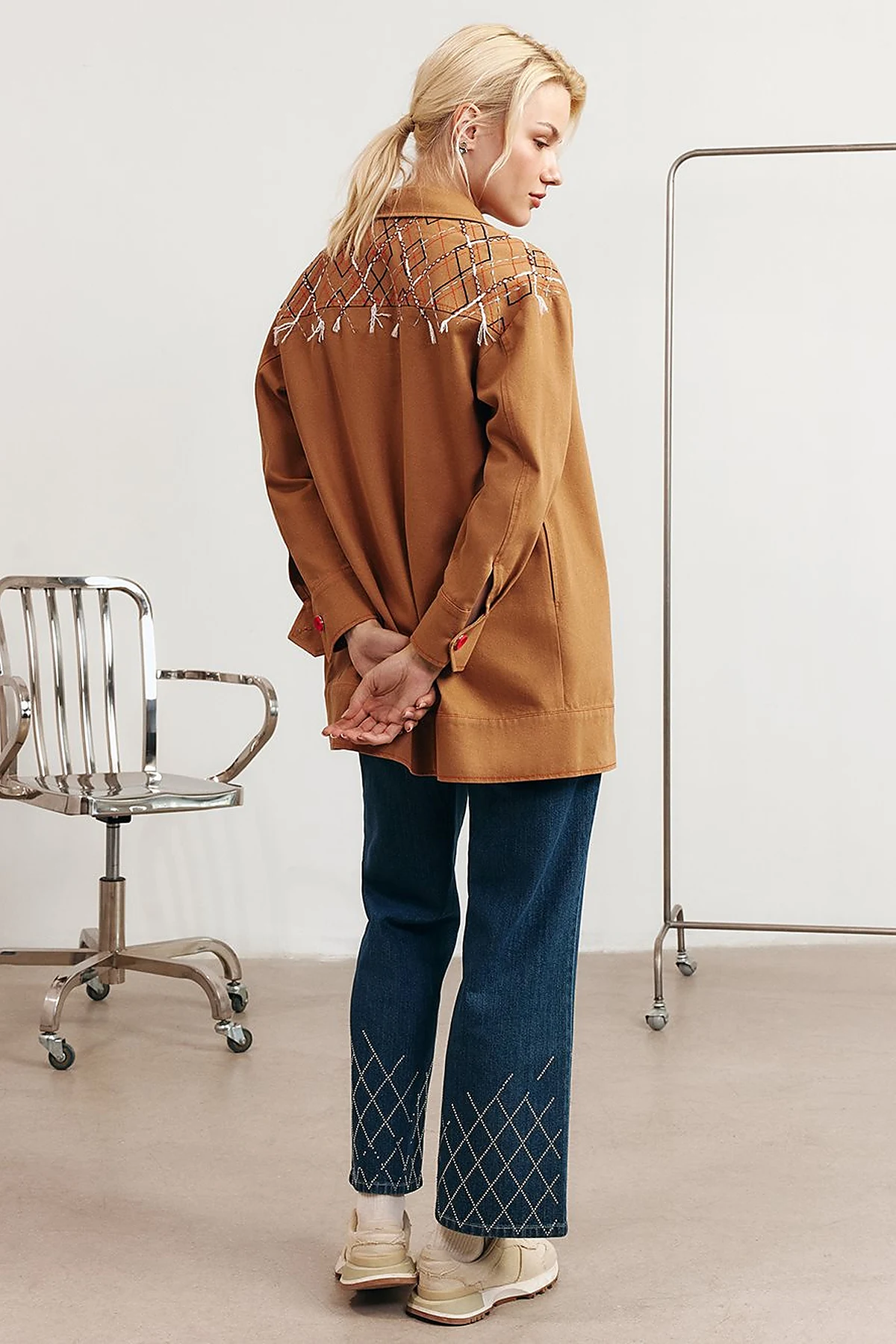 Embroidered Canvas Jacket Tobacco