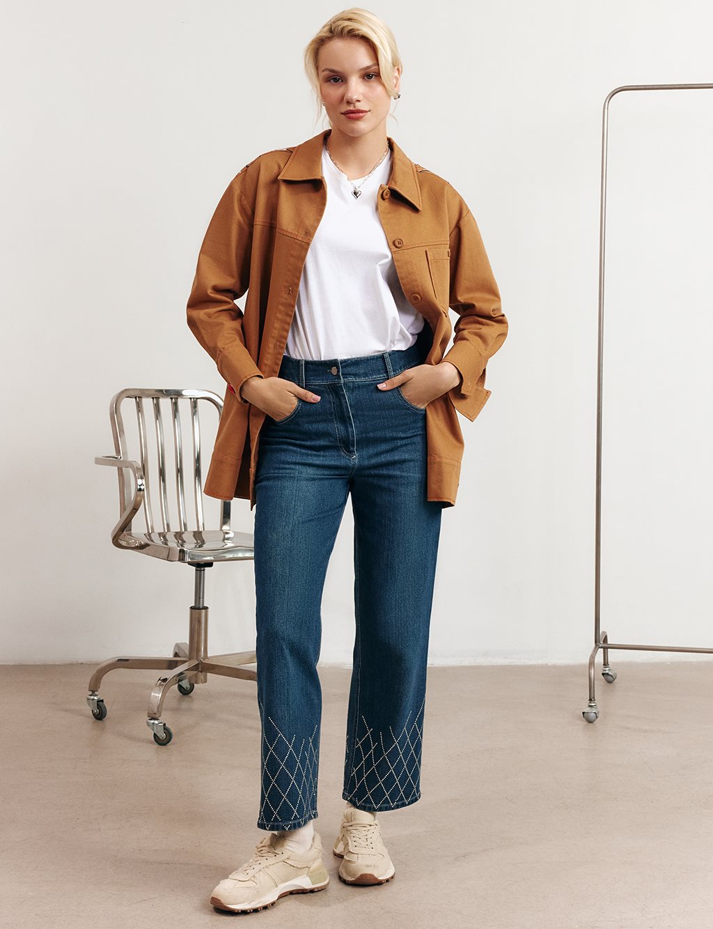 Paçası İşlemeli Denim Pantolon Lacivert 