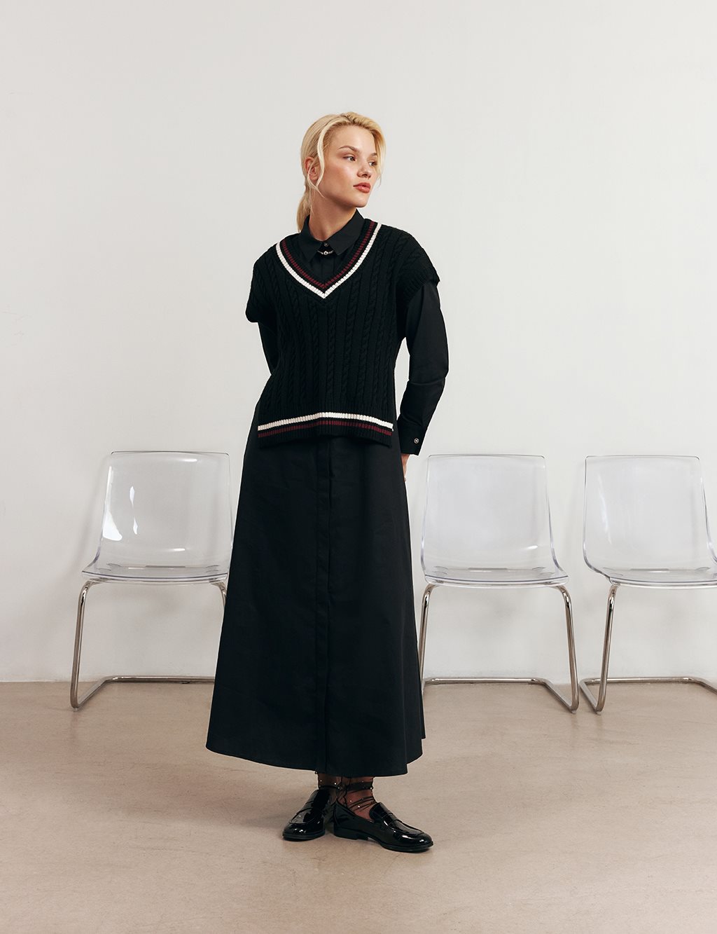 Süveter Detaylı Pamuklu Elbise Siyah