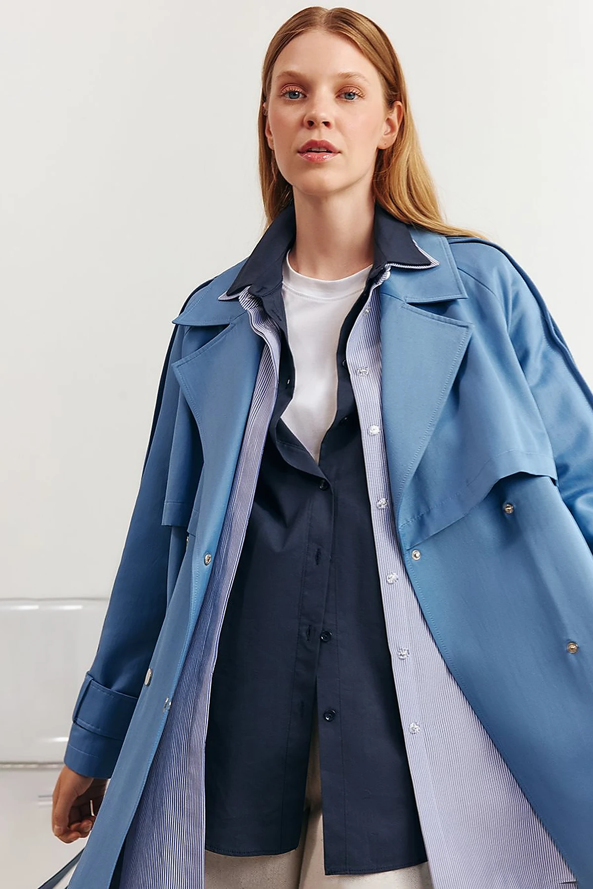 Epaulet-Detail Long Trench Coat Crown Blue