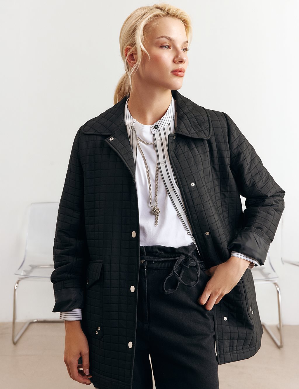 Geniş Yaka Kapitone Ceket Siyah