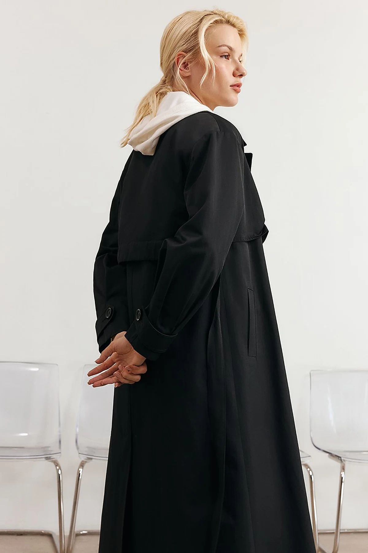 Belted Double-Breasted Long Trench Coat in Black