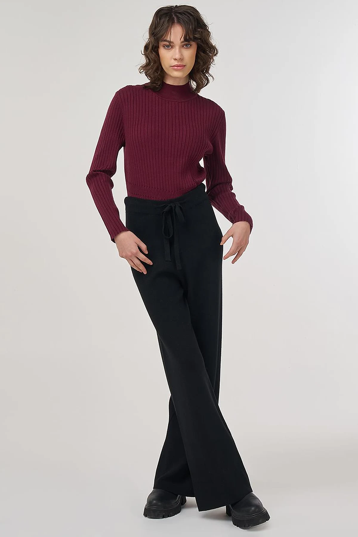 Drawstring Viscose Knit Pants Black