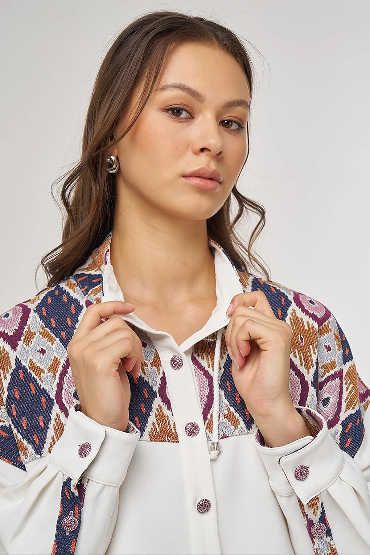 Stand Collar Sweatshirt – Ecru 