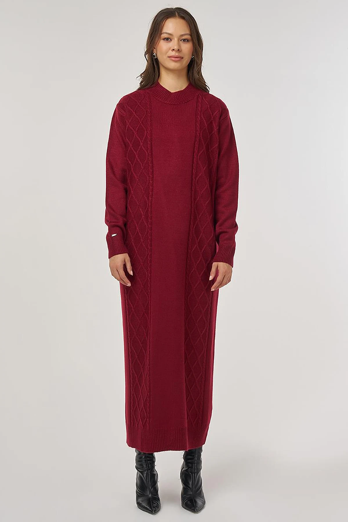 Knitted Pattern Knit Dress – Burgundy
