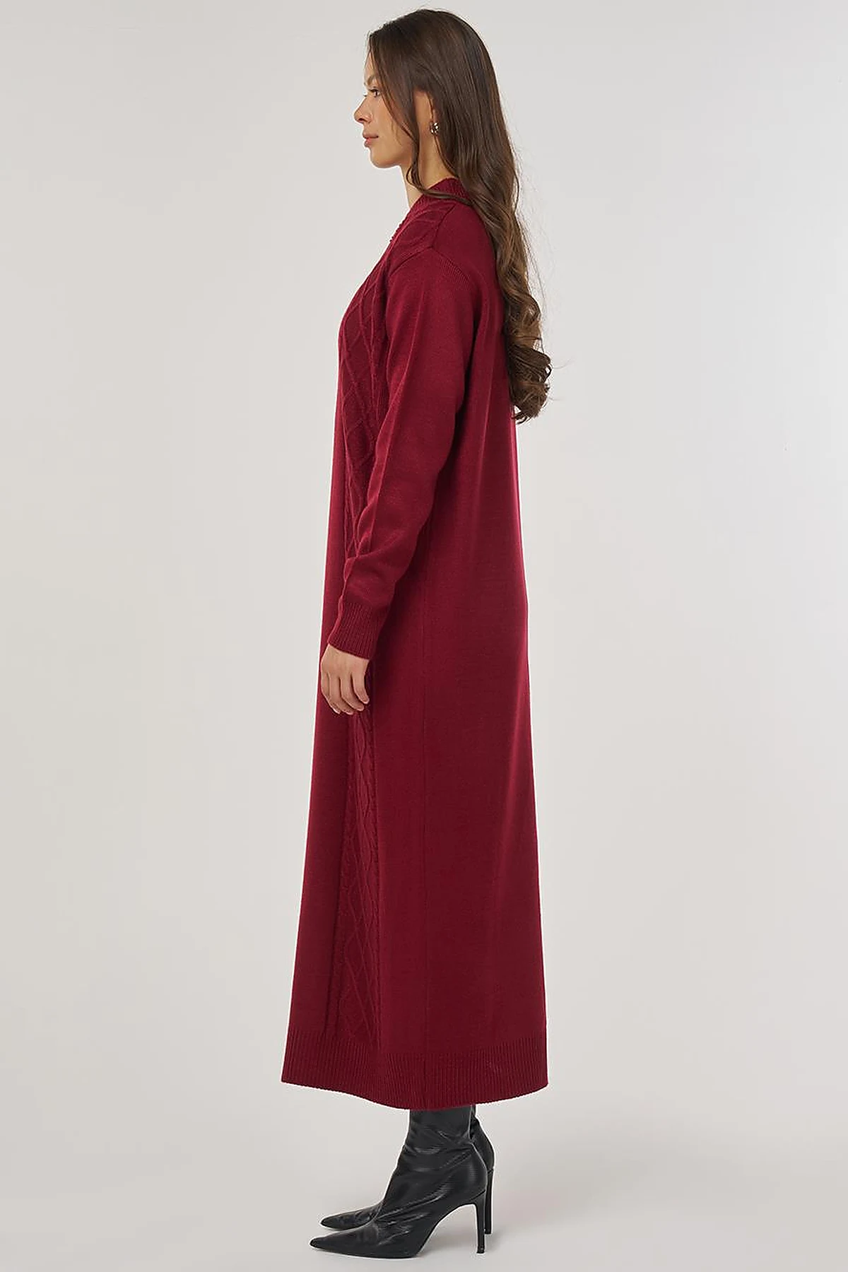 Knitted Pattern Knit Dress – Burgundy