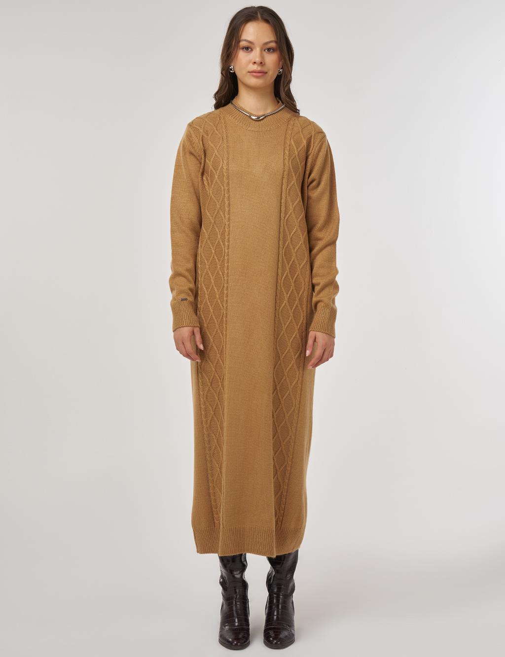 Knitted Pattern Knit Dress – Fawn