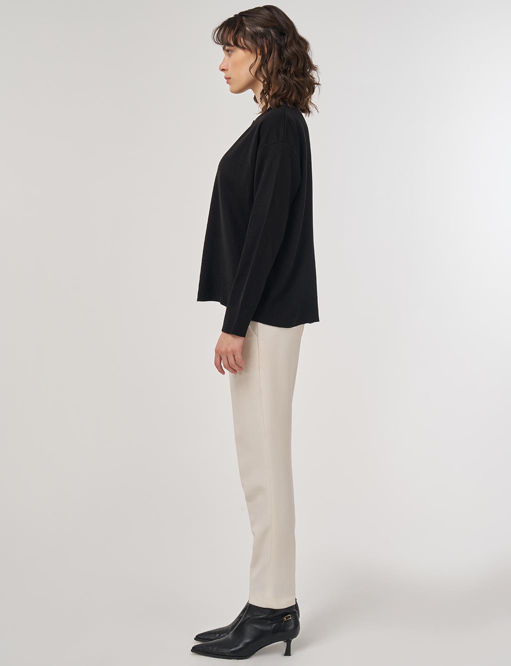 Düğme Detaylı Triko Hırka Siyah 