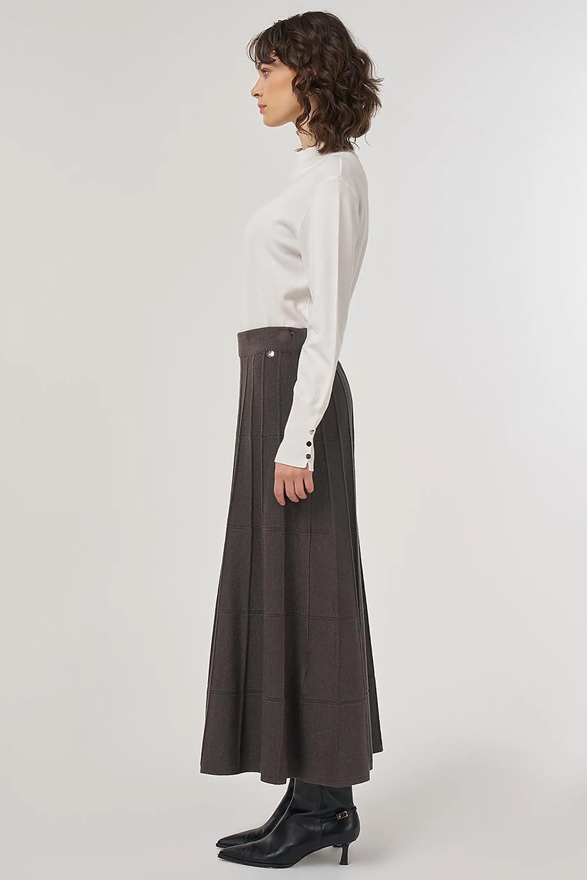 Stitched Viscose Knit Skirt in Anthracite 