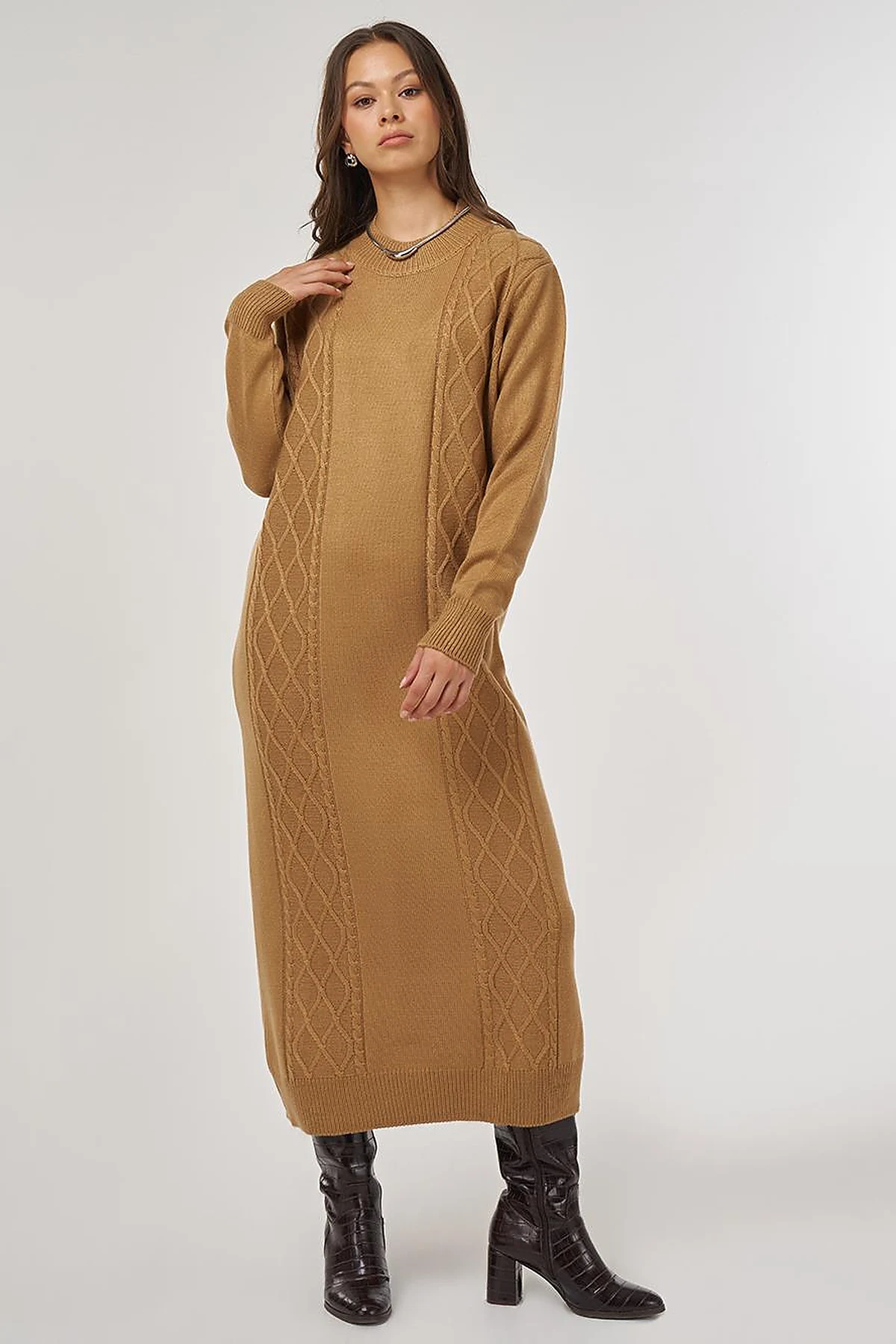 Knitted Pattern Knit Dress – Fawn