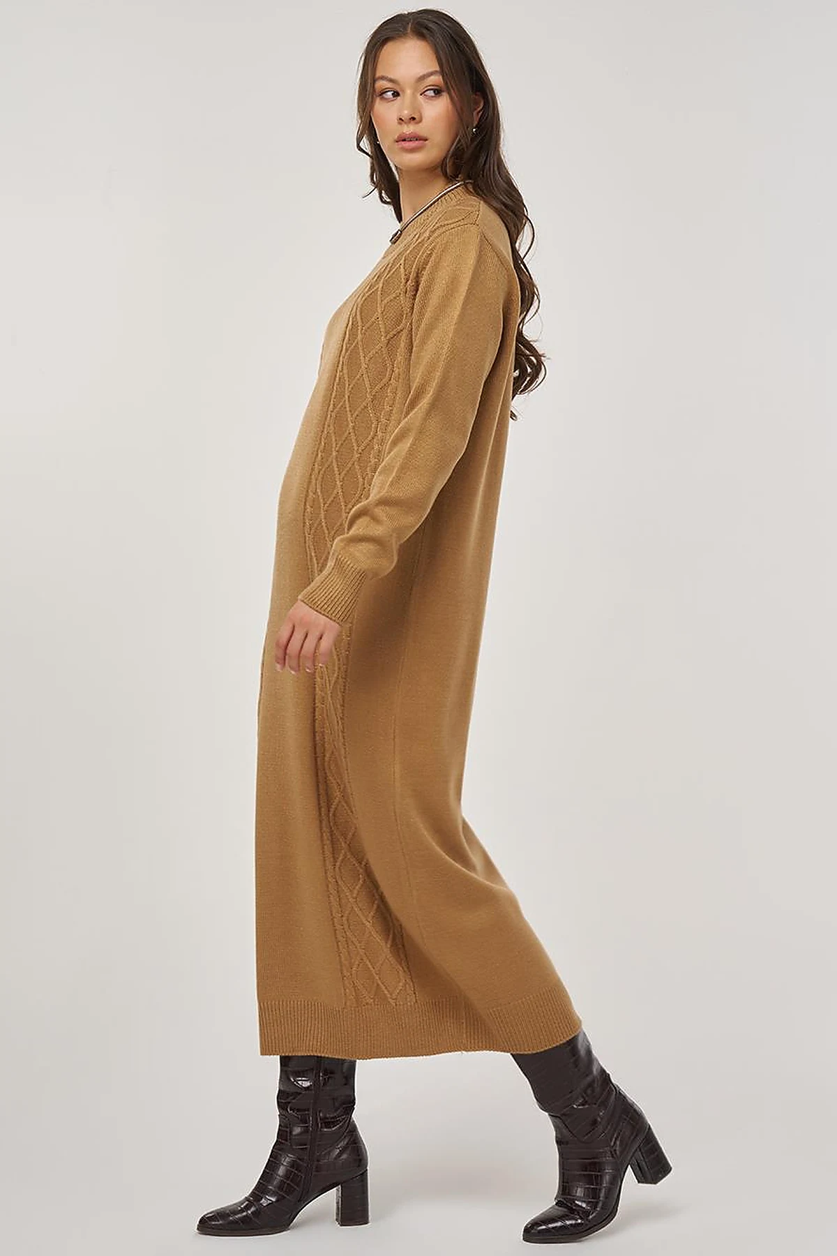 Knitted Pattern Knit Dress – Fawn
