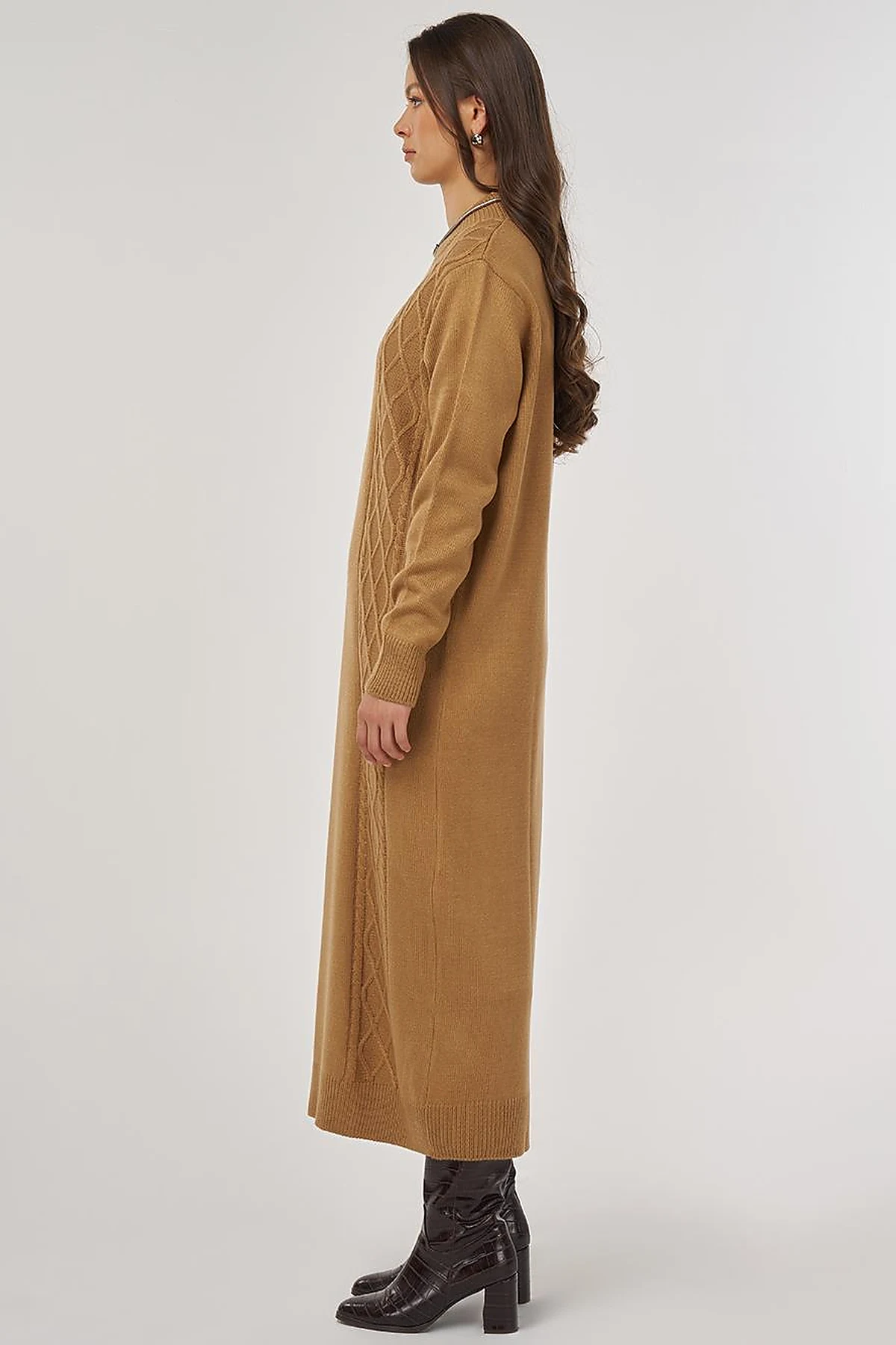 Knitted Pattern Knit Dress – Fawn
