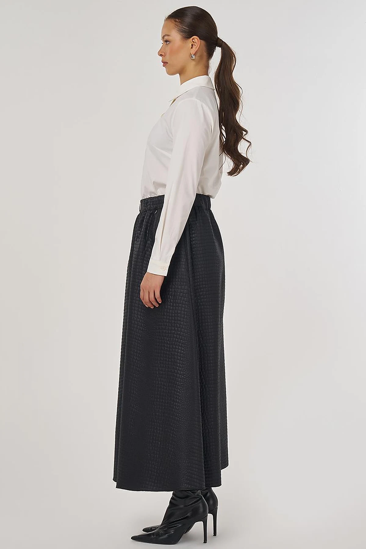 Zippered Faux Leather Skirt Black
