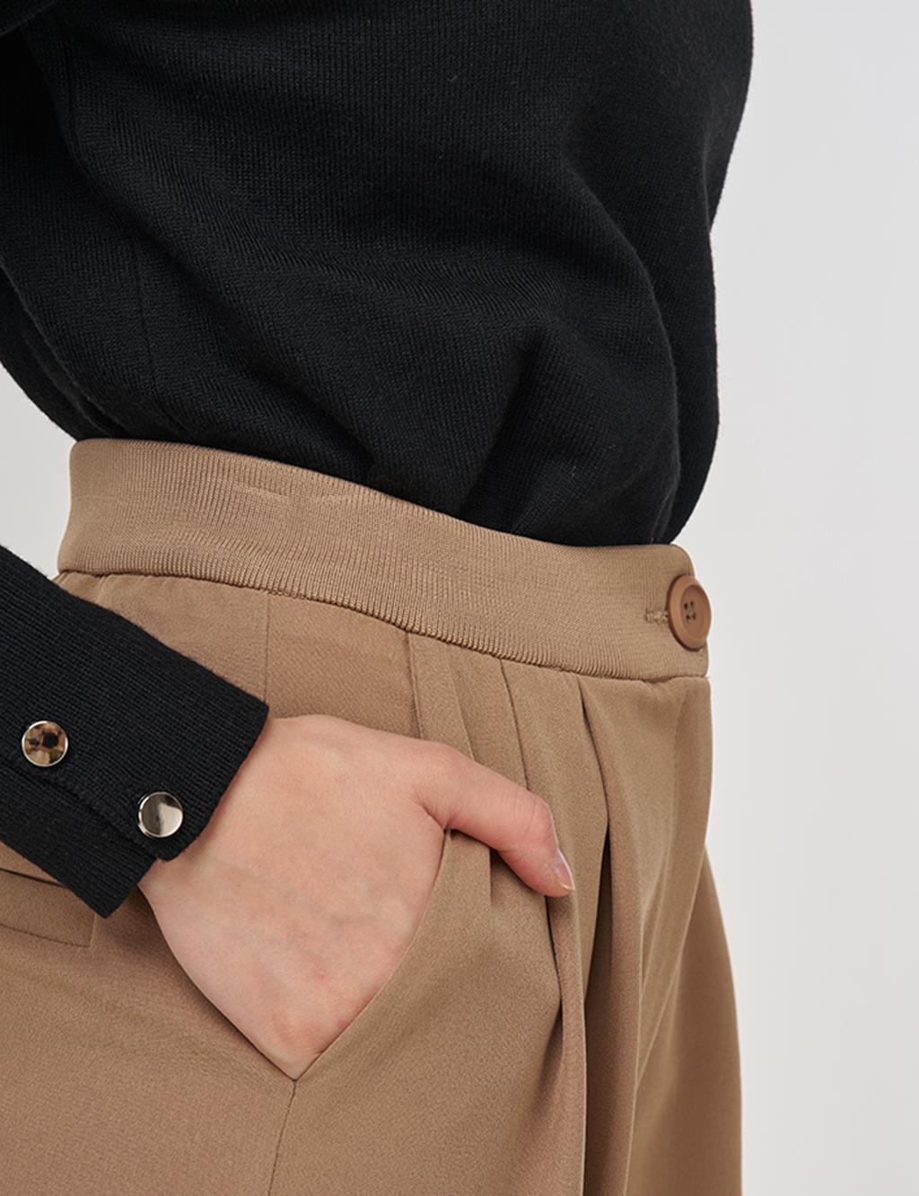 Double-Pleated Pants – Dark Taupe
