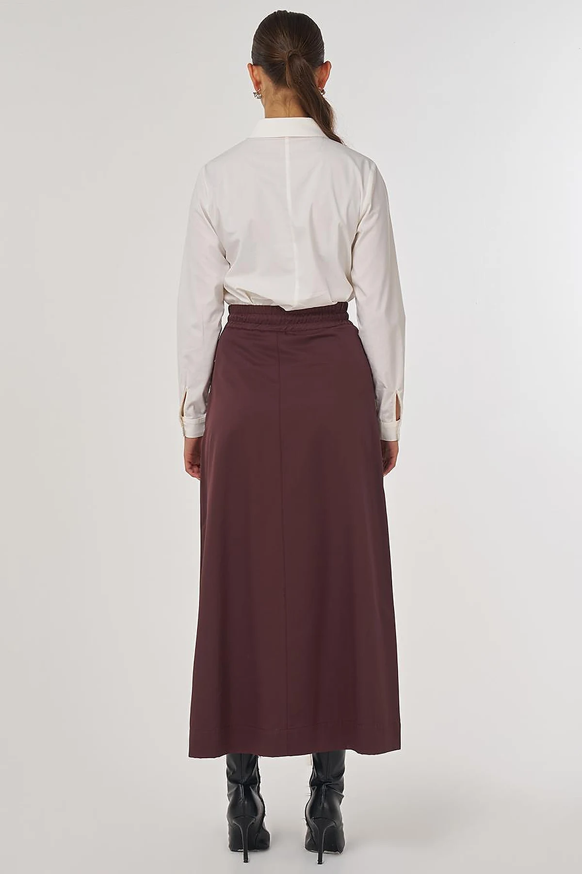 Pocket-Detail Relaxed-Fit Skirt – Dark Burgundy 
