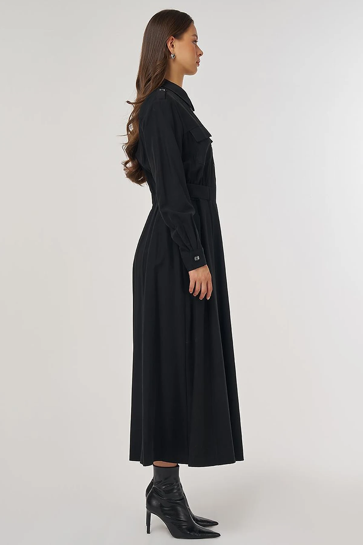 Pocket-Detail Rayon Dress – Black