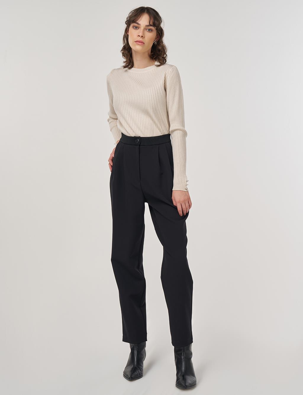 Double-Pleated Pants – Black