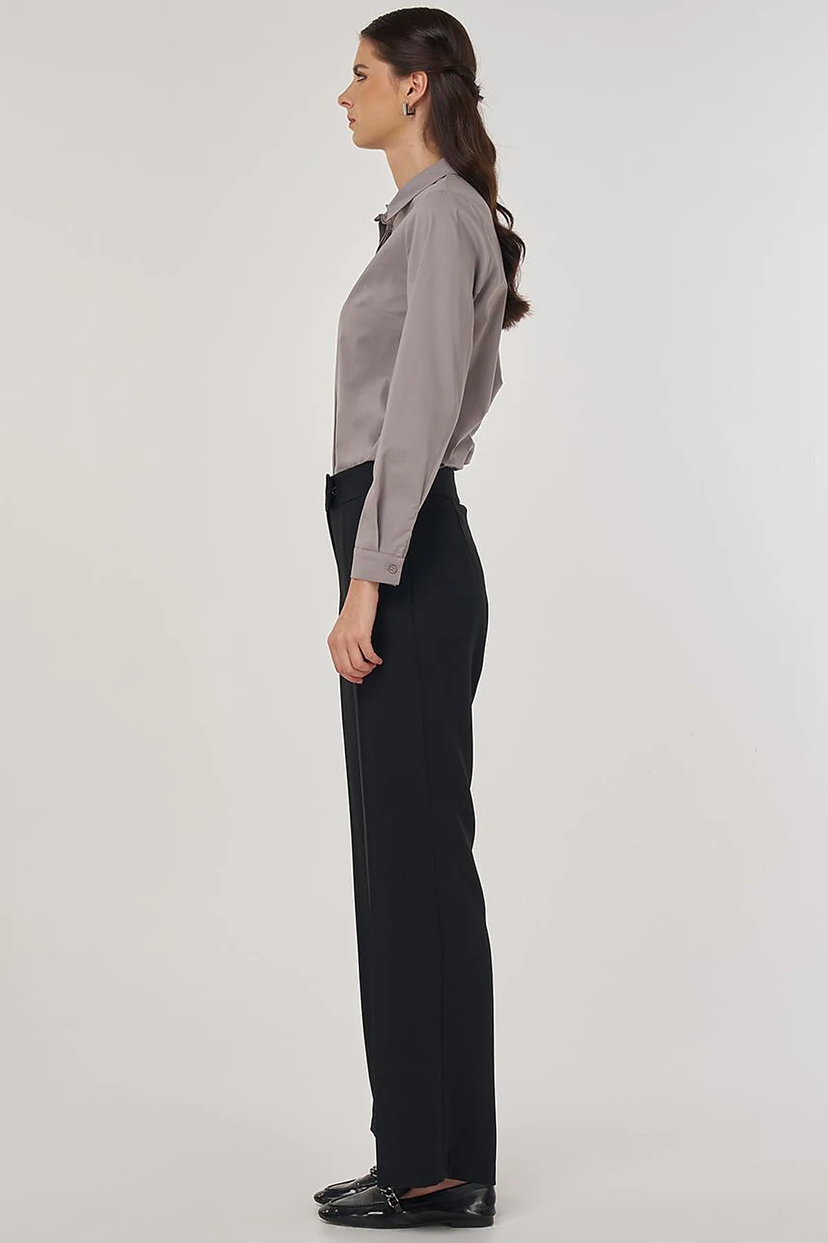 Flowy Crepe Trousers in Black