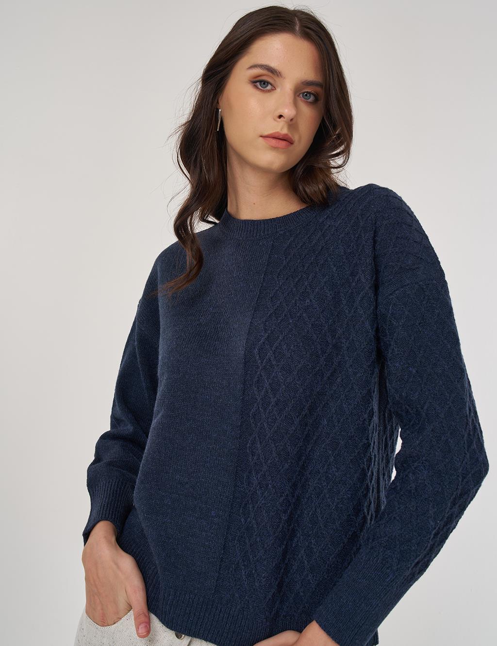 Knitted Knit Sweater in Navy Blue
