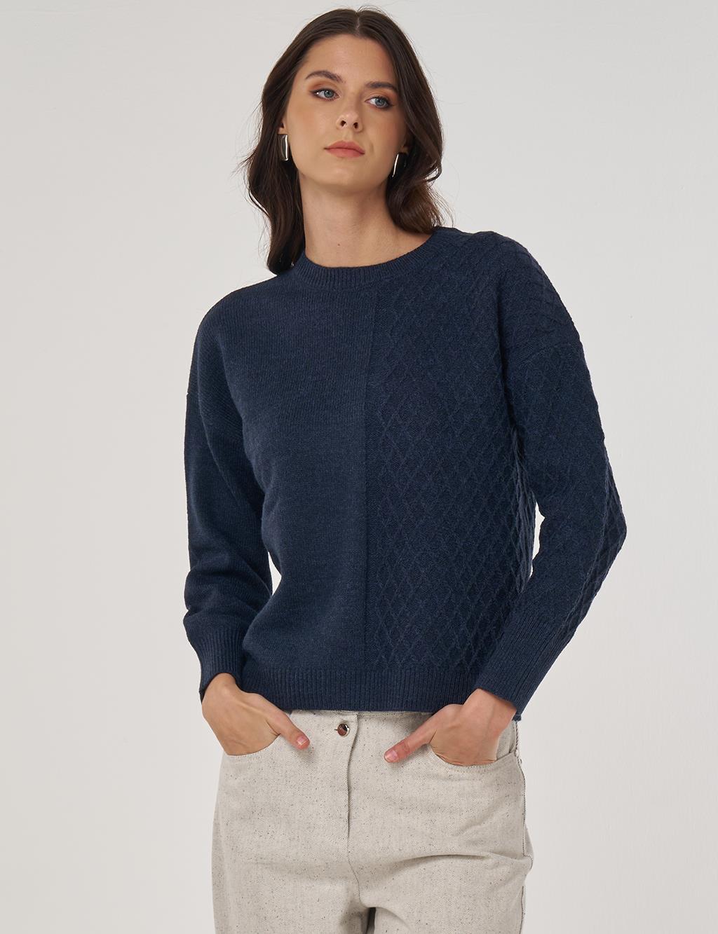 Knitted Knit Sweater in Navy Blue
