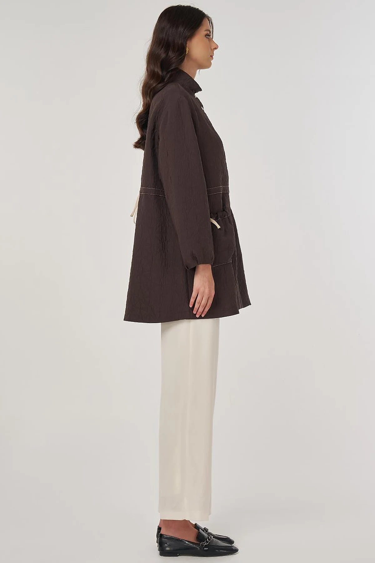 Pocket-Cup Coat in Dark Brown
