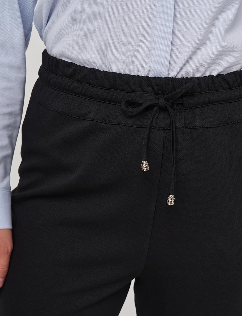 Rahat Kesim Rayon Pantolon Siyah 