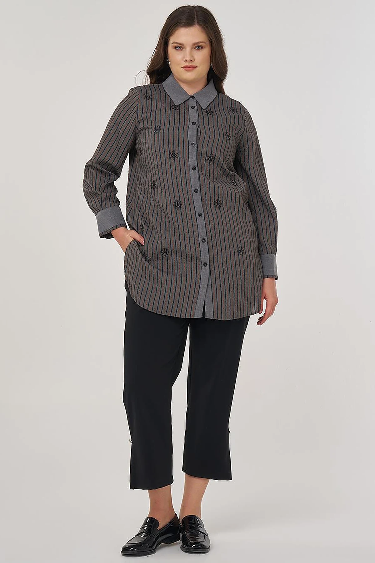 Embroidered Viscose Tunic in Brick Red