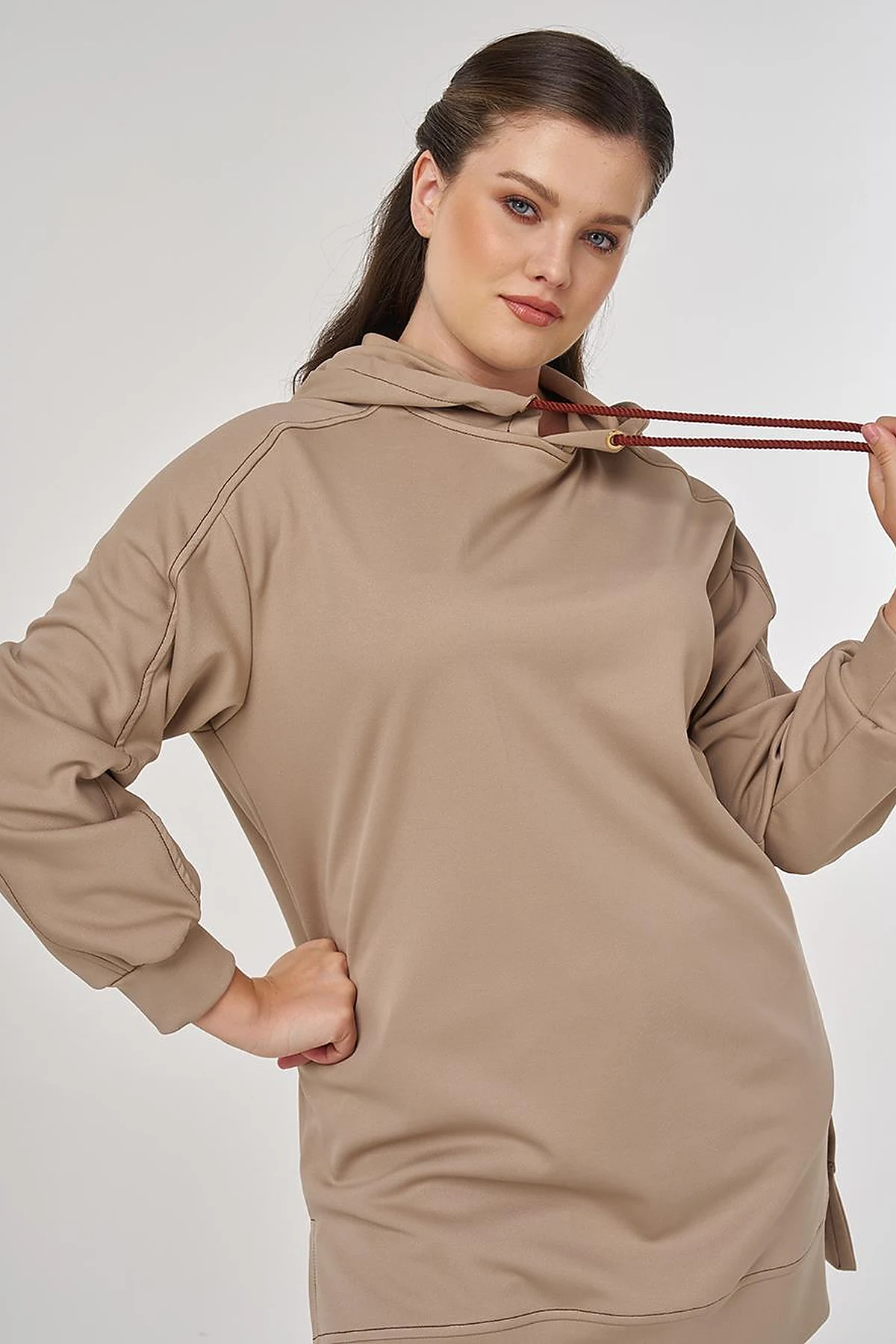 Point-Stitched Two-Piece Suit in Milk Coffee
