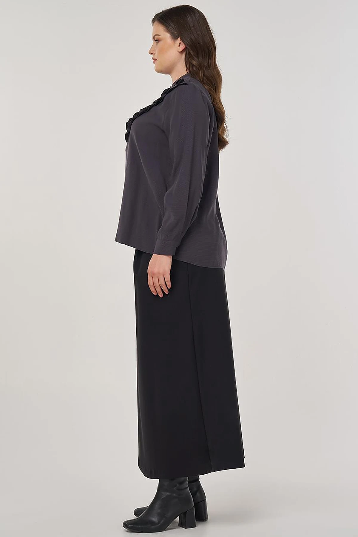Düğme Detaylı Rayon Bluz Füme