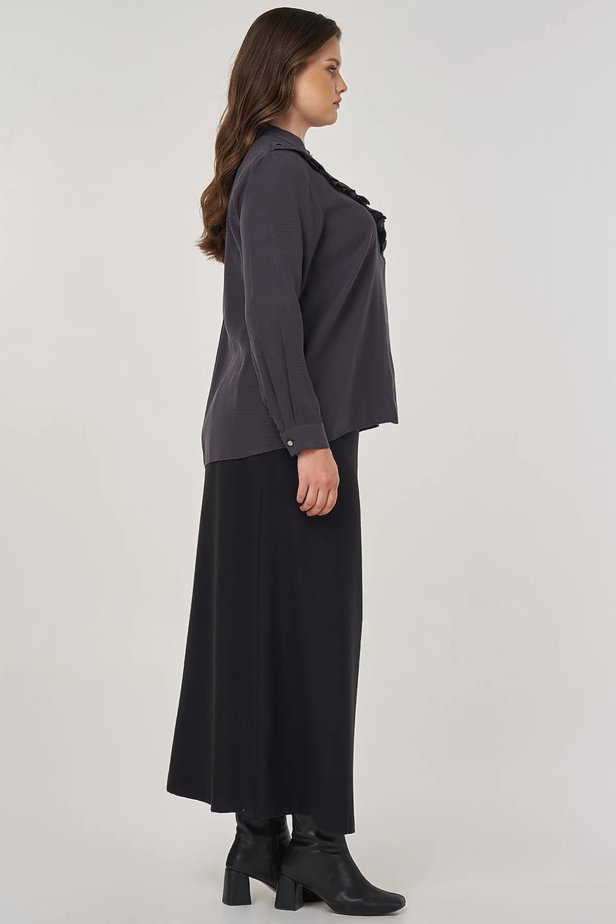 Düğme Detaylı Rayon Bluz Füme
