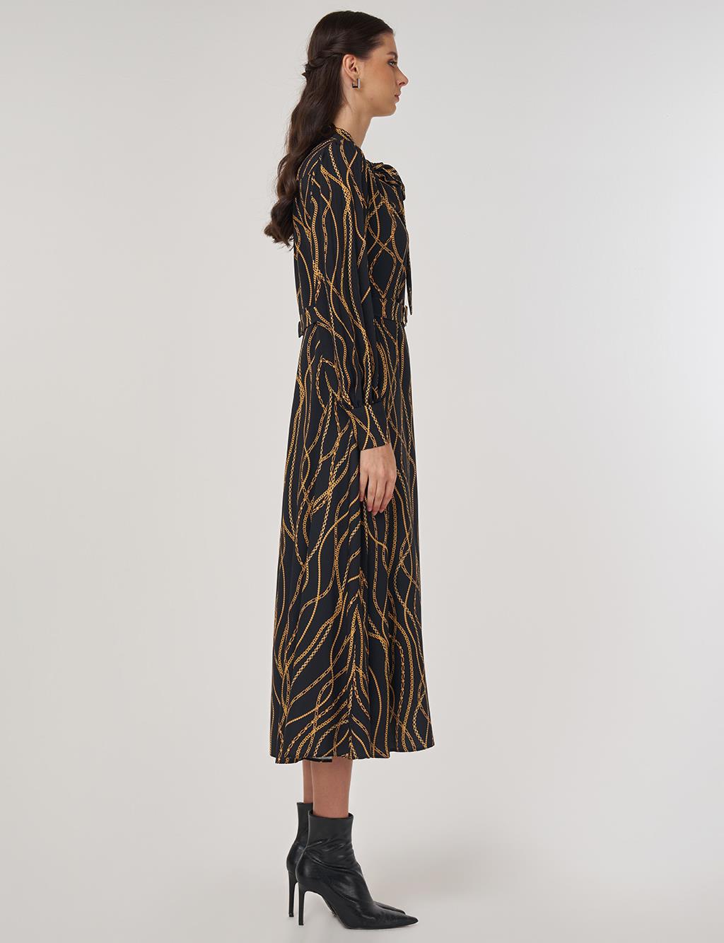 Chain Pattern Chic Dress in Black