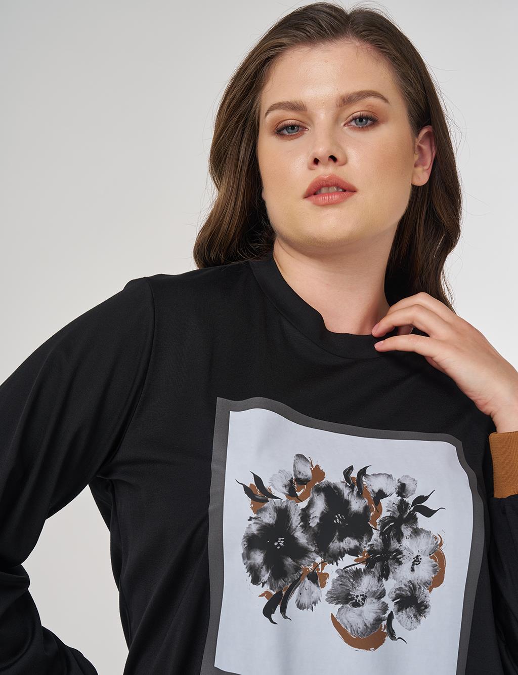 Rayon Sweatshirt with Visual Print in Black