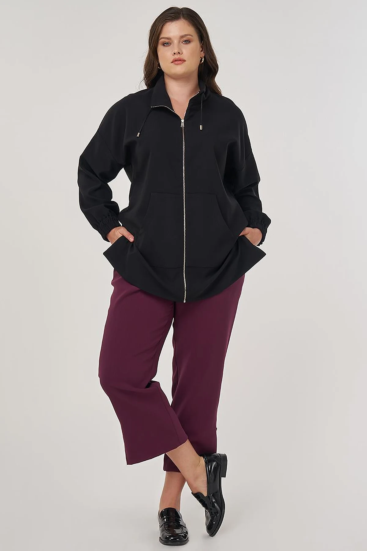 Wide Collar Zippered Tunic in Black