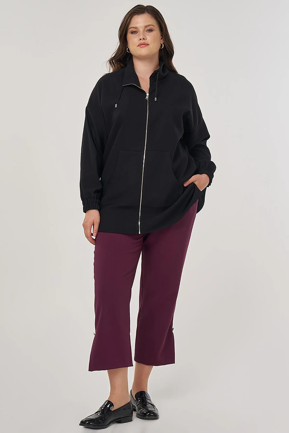 Wide Collar Zippered Tunic in Black