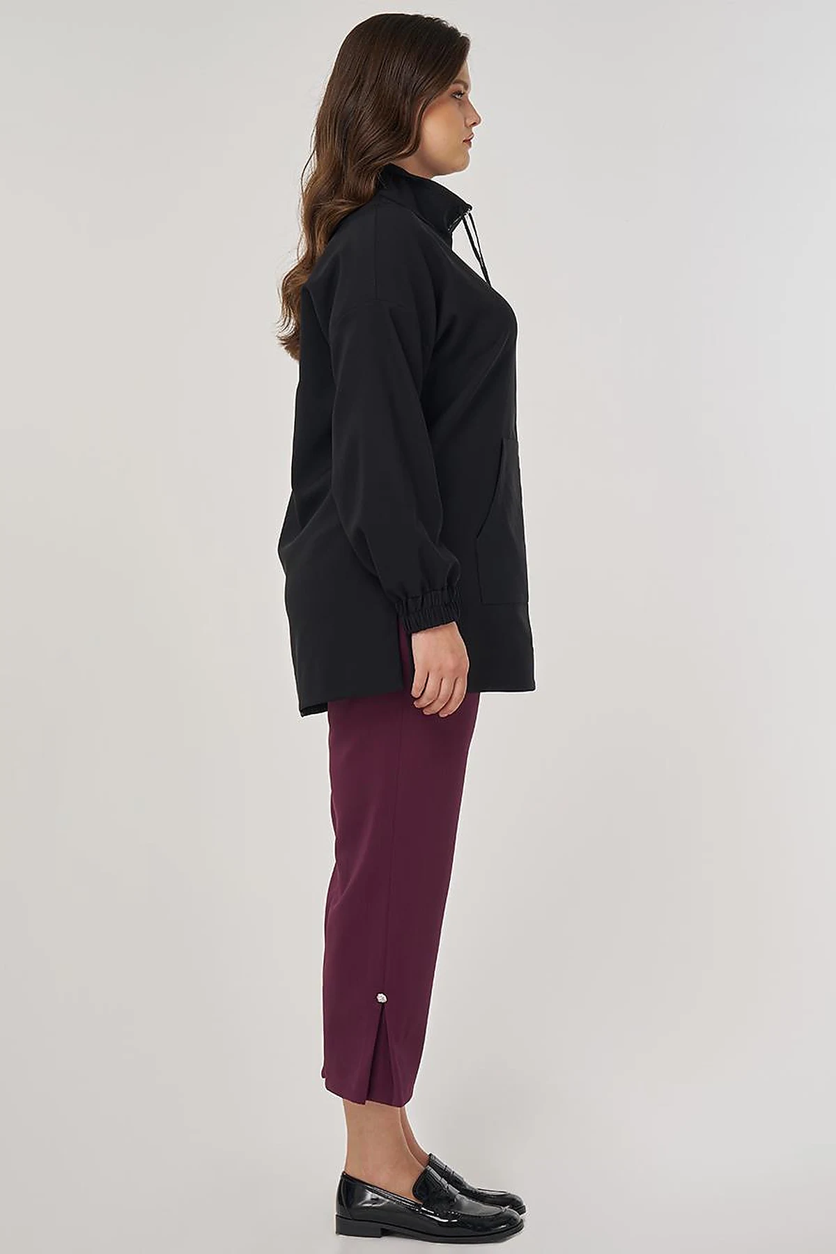 Wide Collar Zippered Tunic in Black