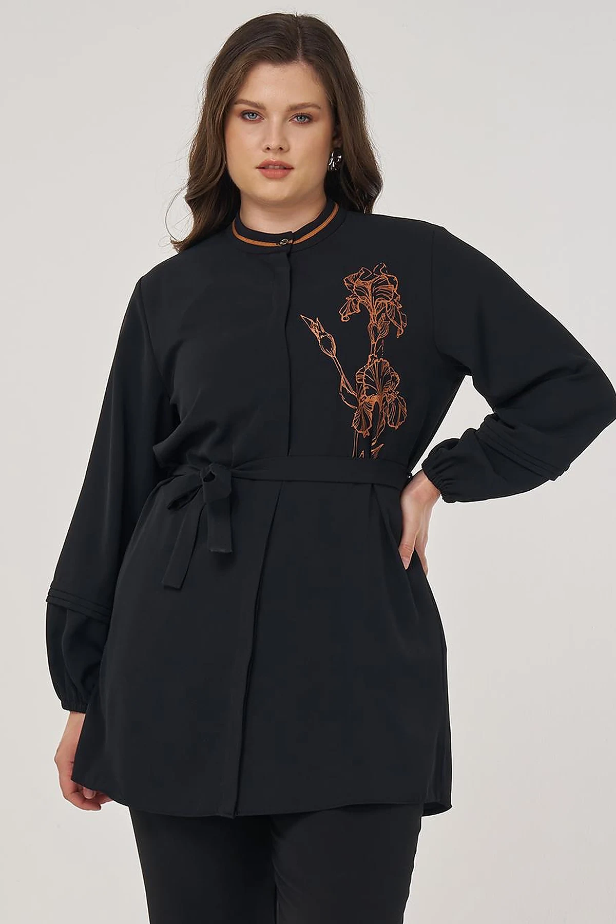 Ribbed Tunic in Black