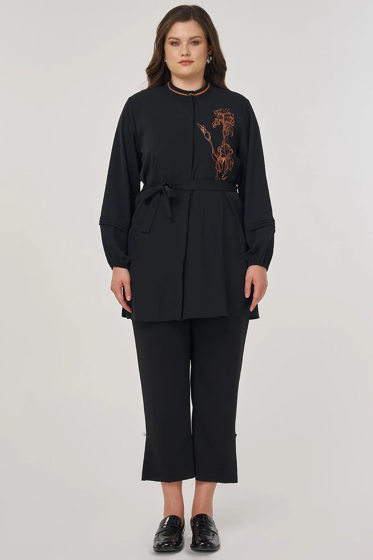 Ribbed Tunic in Black