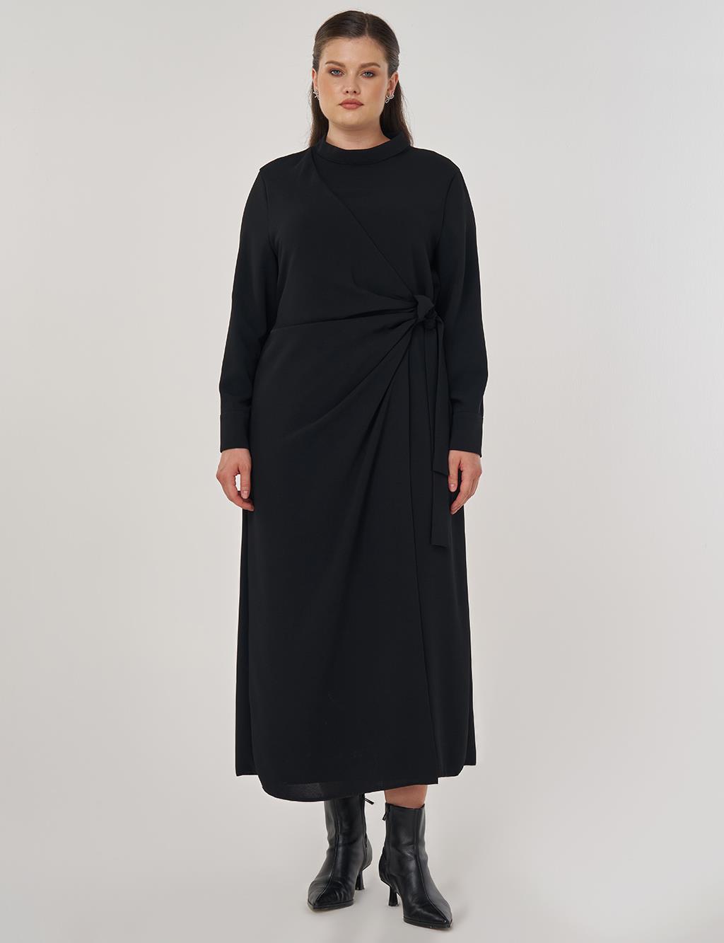 Drapped Chic Dress in Black