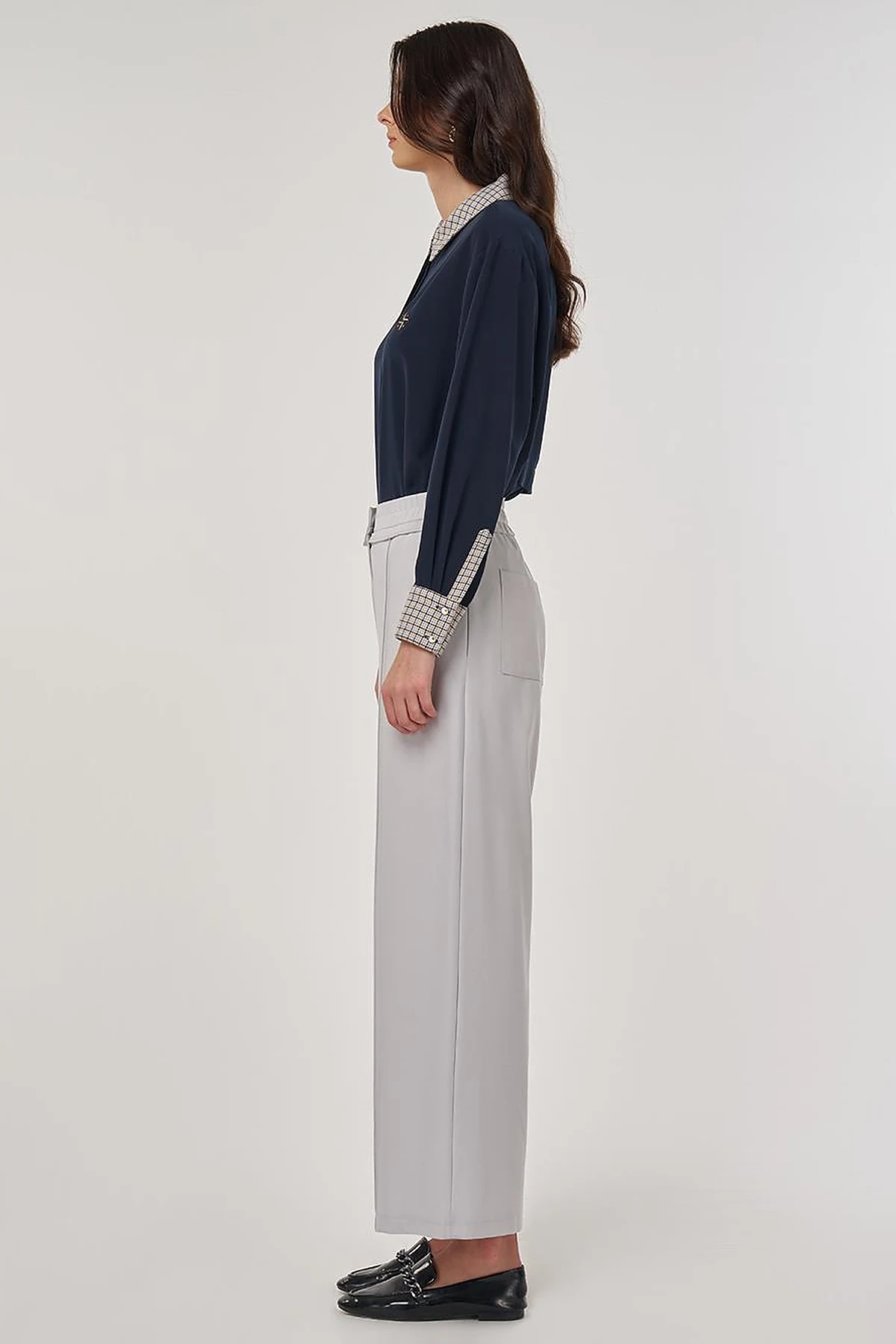 Relaxed-Fit Rayon Trousers in Gray