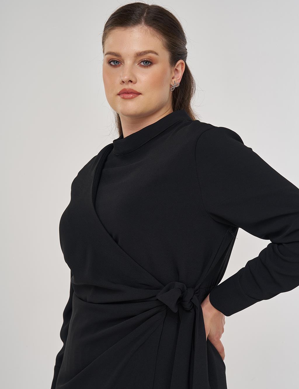 Drapped Chic Dress in Black