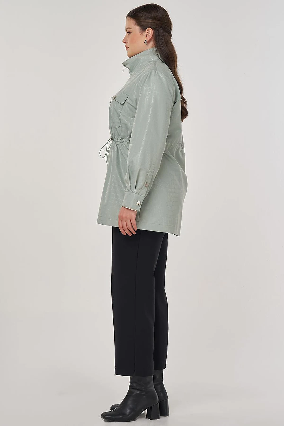 Geometric Stand-up Collar Jacket in Ice Green