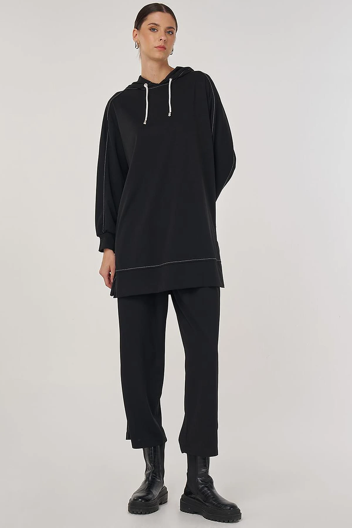 Point-Stitched Two-Piece Suit in Black