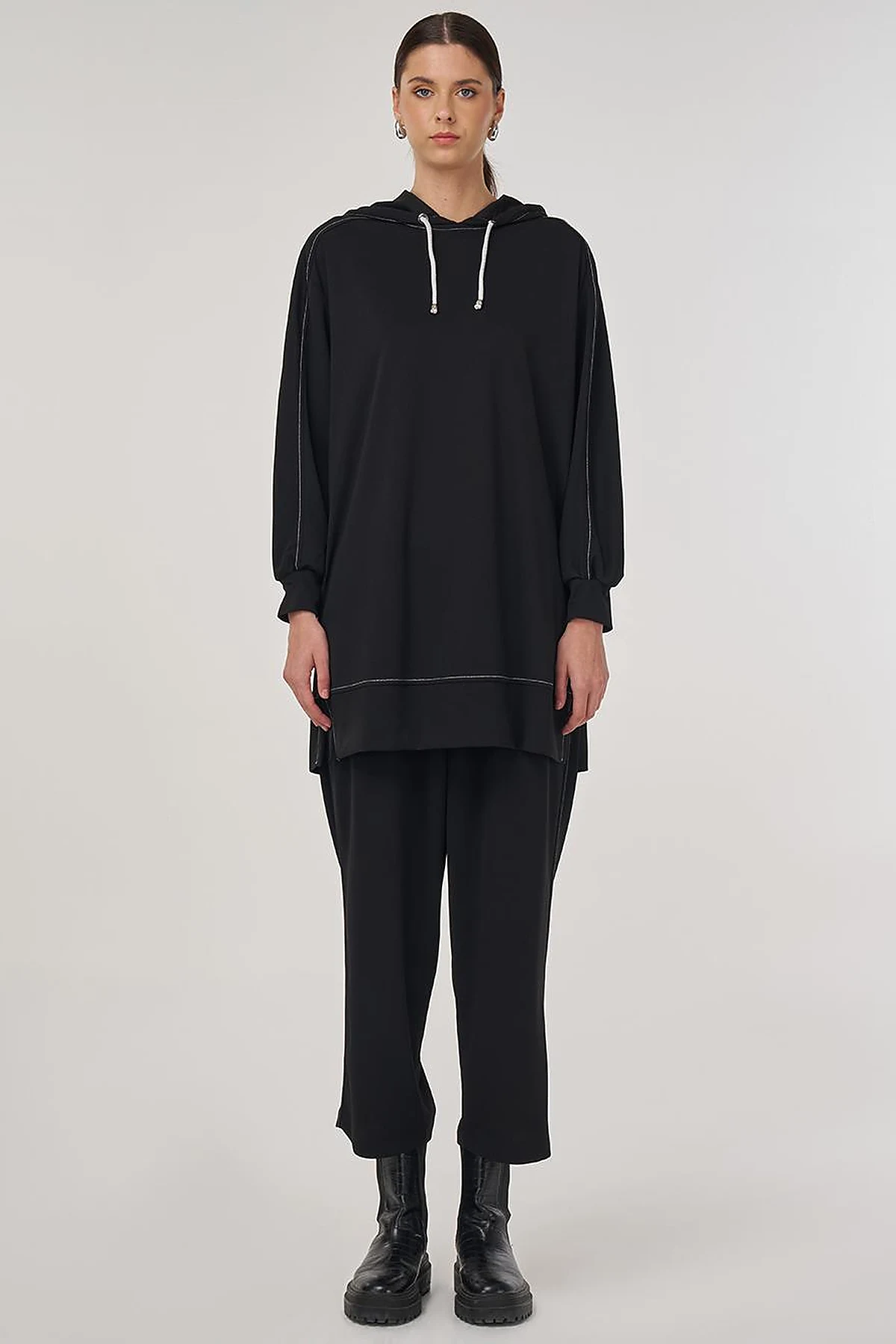 Point-Stitched Two-Piece Suit in Black
