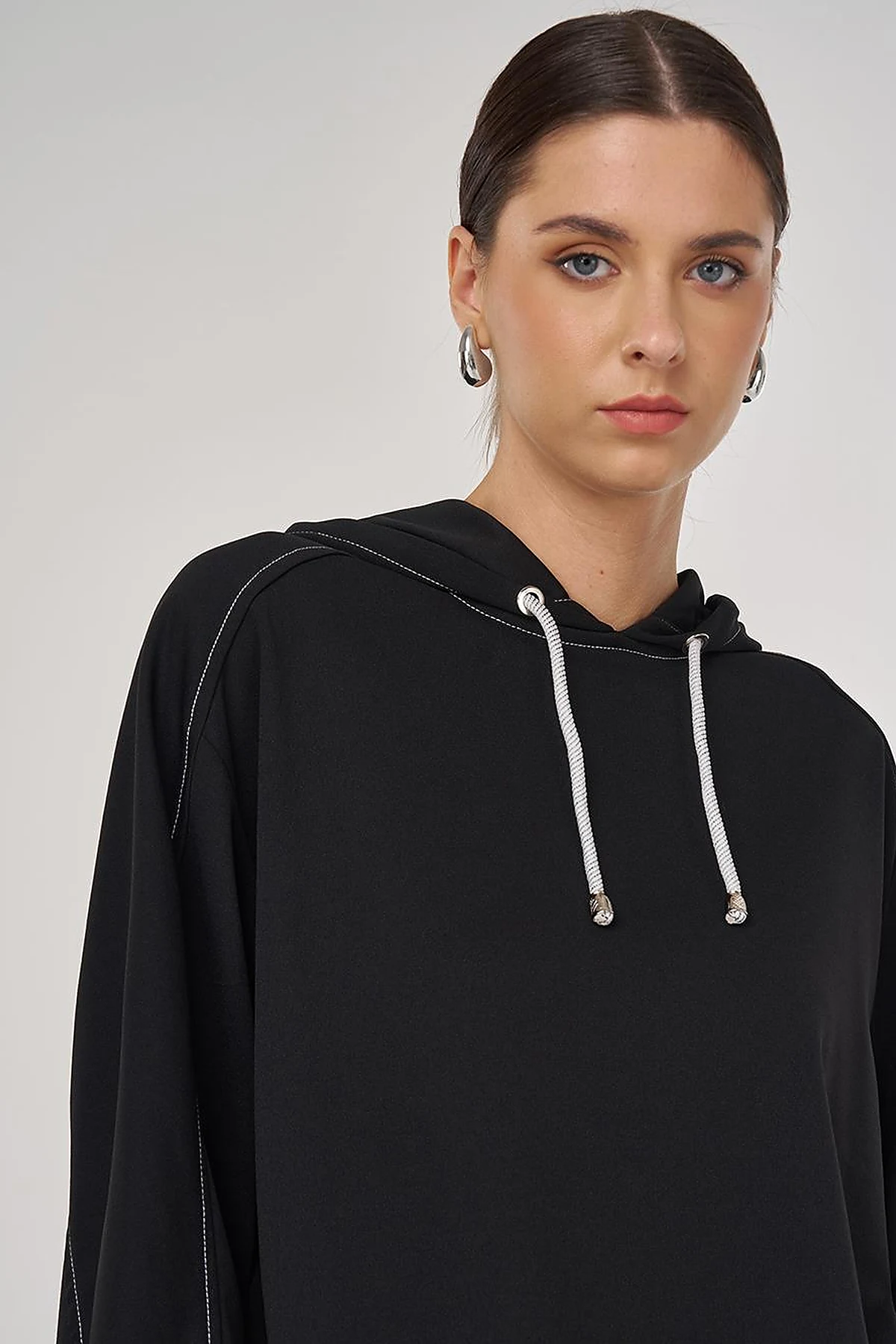 Point-Stitched Two-Piece Suit in Black