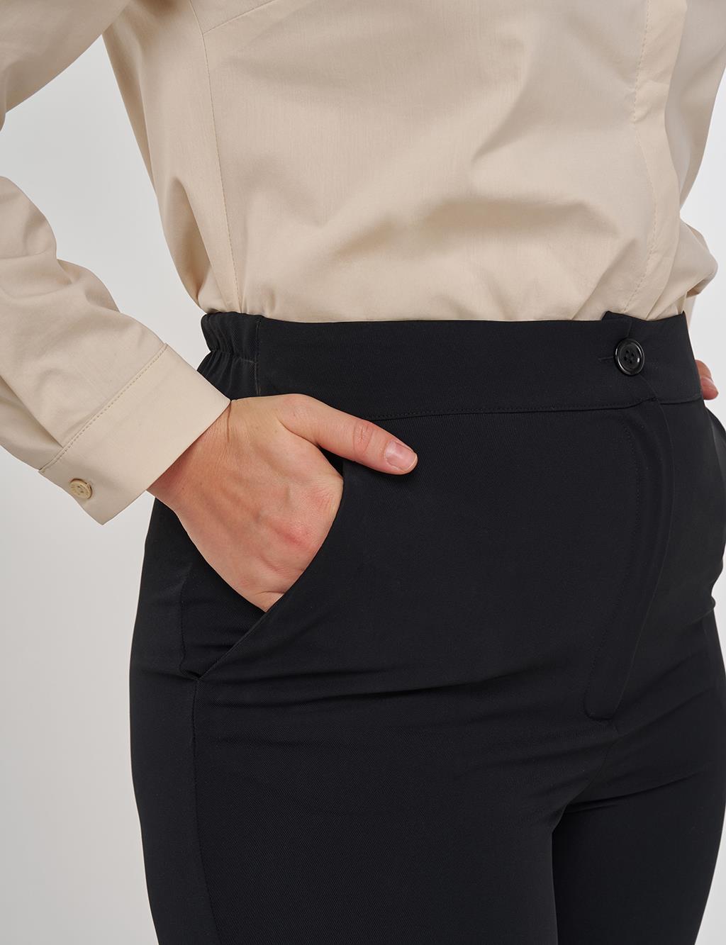 Relaxed-Fit Fabric Trousers in Black