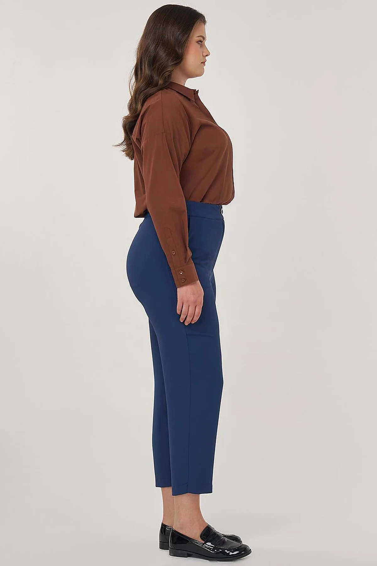 Relaxed-Fit Fabric Trousers in Black Indigo